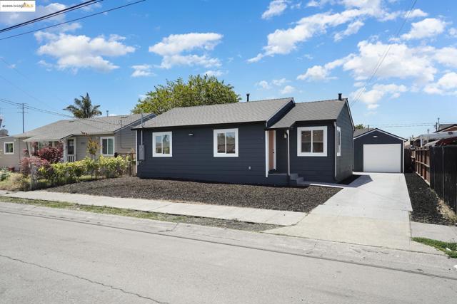 278 Cairo Rd, Oakland CA: https://media.crmls.org/mediaz/a94ba4e1-802f-476b-b93b-a2e538df0367.jpg