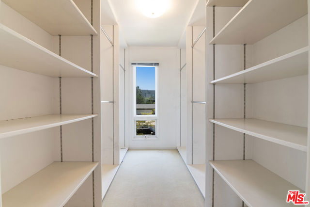 3580 Mountain View Avenue, Los Angeles CA: https://media.crmls.org/mediaz/a94c0cc0-453f-4029-a6ba-705c31a655aa.jpg