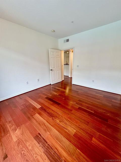 9263 Regents Rd., La Jolla CA: https://media.crmls.org/mediaz/a94c424d-cc15-455d-9fca-2d4497e30054.jpg