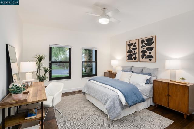 3284 Blackhawk Meadow Dr, Danville CA: https://media.crmls.org/mediaz/a94e0beb-a681-4b45-8825-6d105e7c3d96.jpg