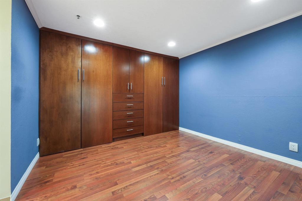 5605 Friars Rd. - photo 18