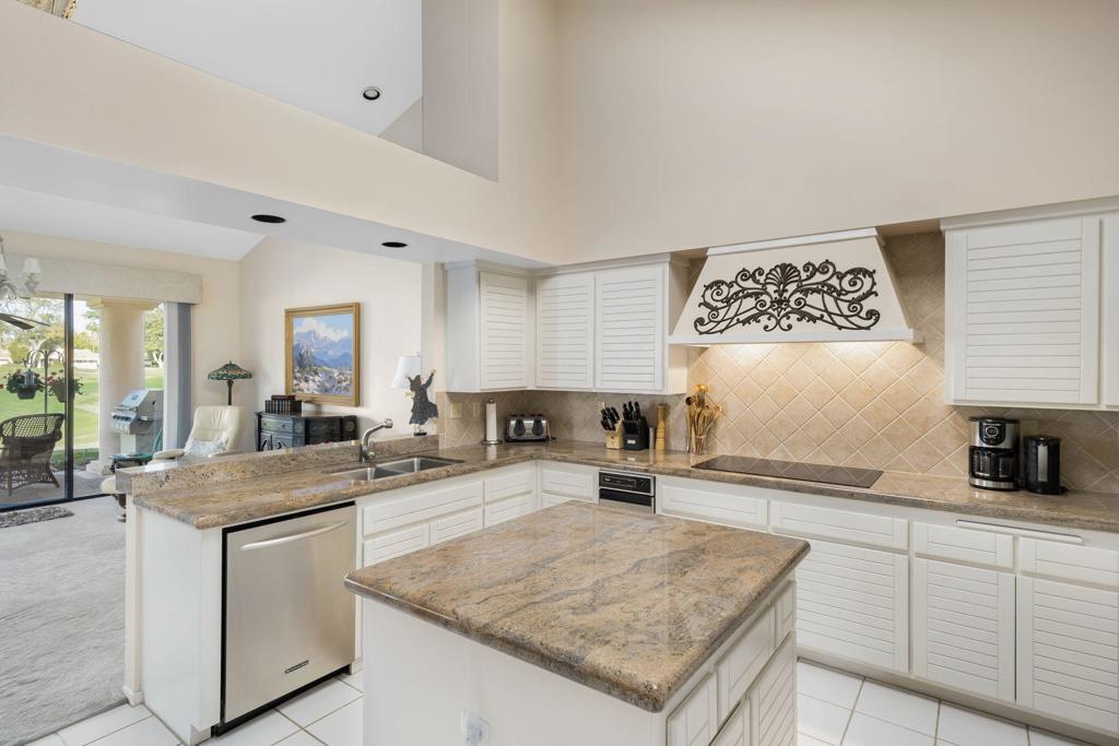 MLS #219139688DA image #16