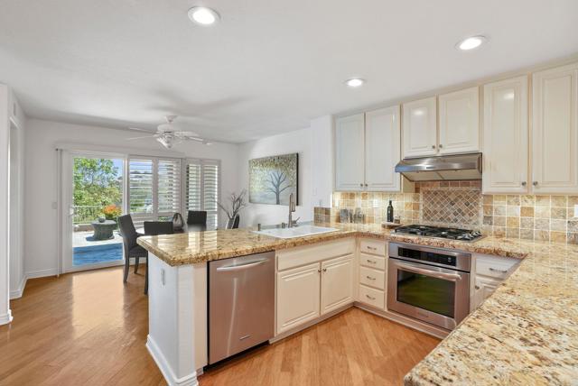Detail Gallery Image 17 of 45 For 1636 Cormorant Dr, Carlsbad,  CA 92011 - 2 Beds | 2/1 Baths