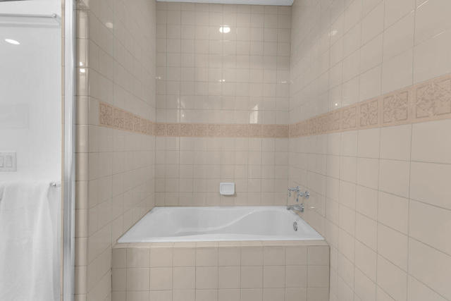 12622 Miracle Hill Road, Desert Hot Springs CA: https://media.crmls.org/mediaz/a950dc9d-0827-4462-84e6-0a0c24595231.jpg