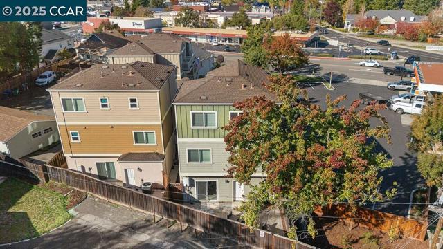 200 Valletta Ln, Pleasanton CA: https://media.crmls.org/mediaz/a950e88d-0f12-4640-a448-2b2ec234090a.jpg