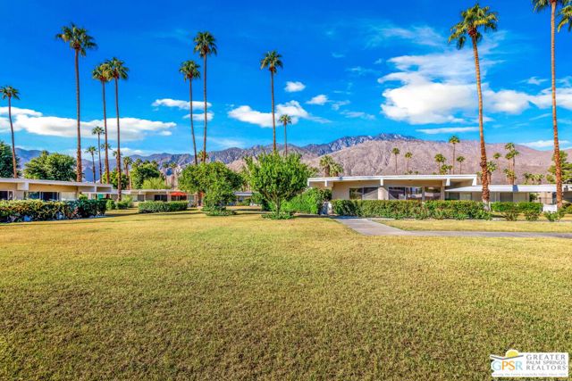 2033 E Ramon Road, Palm Springs CA: https://media.crmls.org/mediaz/a9515998-4f4b-4013-aa94-a49fd61583c7.jpg