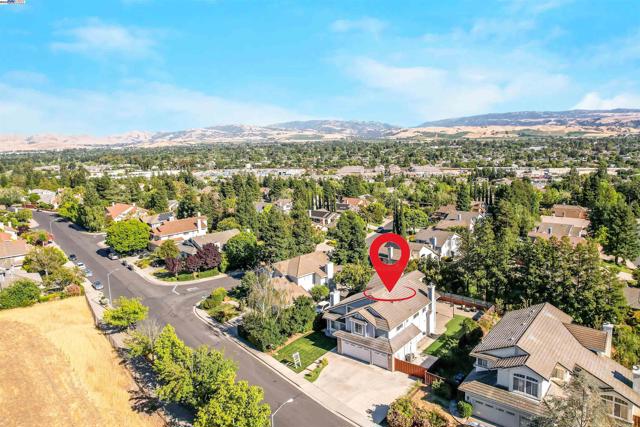 3473 Edinburgh Dr, Livermore CA: https://media.crmls.org/mediaz/a9517fef-b060-482d-92a1-8eb50d6a9066.jpg