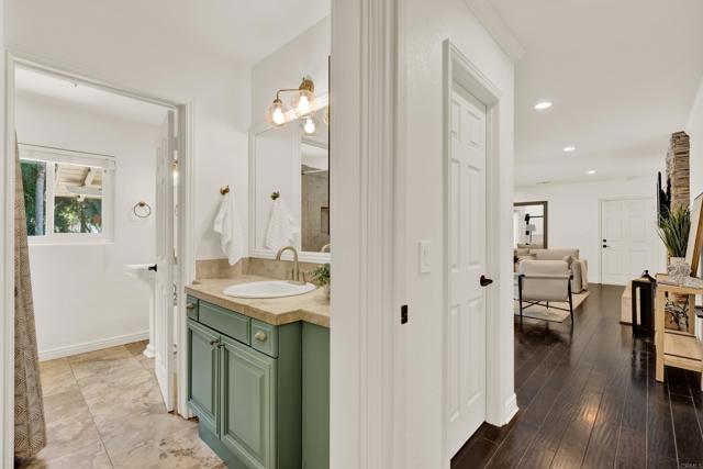 9399 Carmichael Drive, La Mesa CA: https://media.crmls.org/mediaz/a951bbba-dd1e-4a43-8056-a4c4962e6ff6.jpg