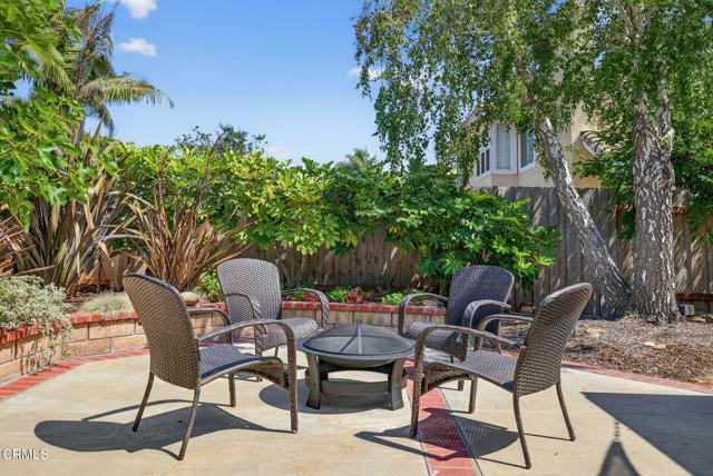28 San Bernardino Avenue, Ventura CA: https://media.crmls.org/mediaz/a951f733-e5e6-4e07-a056-abb5c3503ecd.jpg
