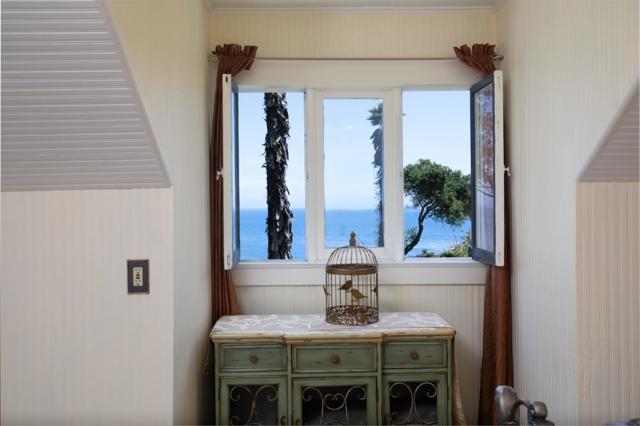 620 El Salto Drive, Capitola CA: https://media.crmls.org/mediaz/a95207e9-1766-4f92-ae5c-ef36e519e0fc.jpg