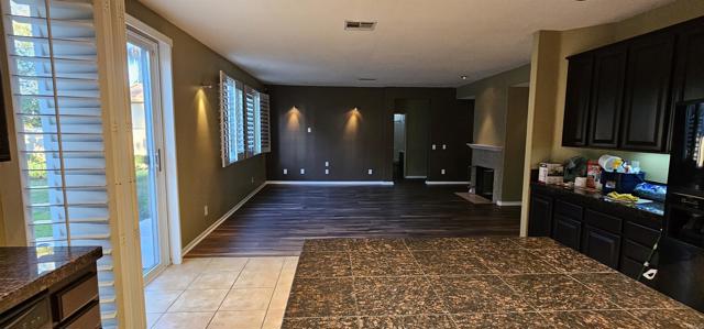 Image 21 of 41 For 1889 Knights Ferry Drive