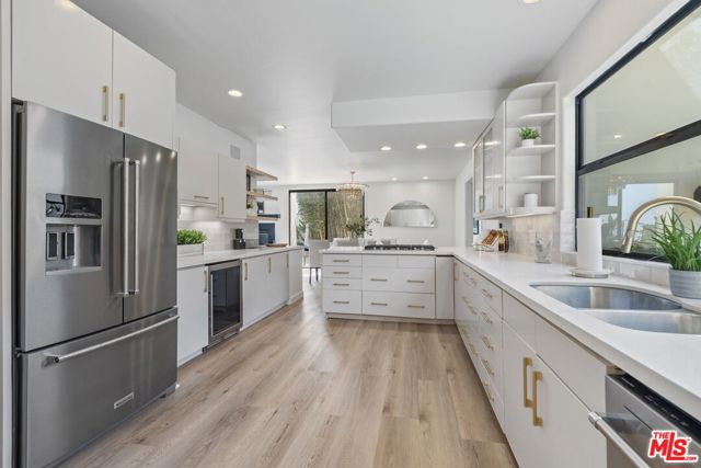 6 Toprail Lane, Rancho Palos Verdes, California 90275, 5 Bedrooms Bedrooms, ,4 BathroomsBathrooms,Residential,Sold,Toprail,25577889 6 Toprail Lane, Rancho Palos Verdes, California 90275, 5 Bedrooms Bedrooms, ,4 BathroomsBathrooms,Residential,Sold,Toprail,25577889