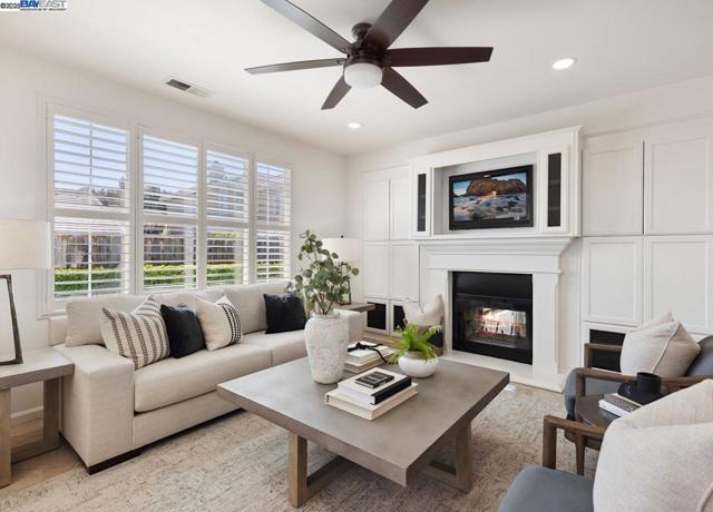 156 Elisha Ln, San Ramon CA: https://media.crmls.org/mediaz/a953fc8f-8a51-47c0-a086-f5eed39751a2.jpg