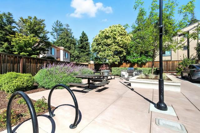 2014 W Middlefield Road, Mountain View CA: https://media.crmls.org/mediaz/a9542f64-9827-4df9-a856-1e4bac18b13d.jpg