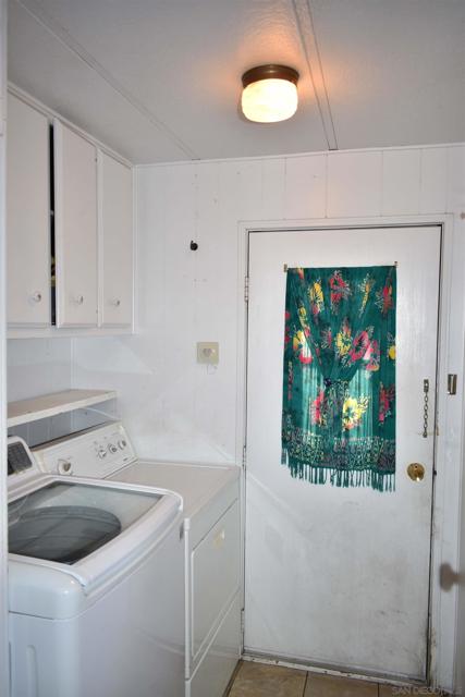 35109 Highway 79, Warner Springs CA: https://media.crmls.org/mediaz/a95447fd-f3f7-4c6e-9055-a59ad7f61395.jpg