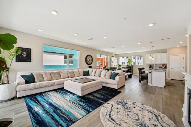 1855 Montage Ave, Chula Vista CA: https://media.crmls.org/mediaz/a9547984-7e1e-4328-aac0-f2d7b6b7ad68.jpg