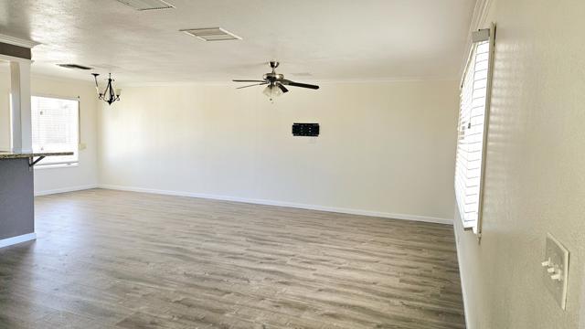 8199 Palomar Avenue, Yucca Valley CA: https://media.crmls.org/mediaz/a954ae18-613e-46bf-912c-44168cbc02d6.jpg