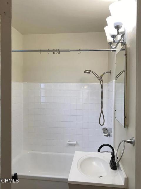 1420 E Wilson Avenue, Glendale CA: https://media.crmls.org/mediaz/a95569f6-97e5-4aa5-ae8a-ac7f76e5e447.jpg