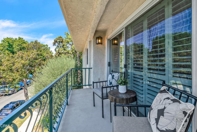 Detail Gallery Image 12 of 17 For 420 S Madison Ave #302,  Pasadena,  CA 91101 - 2 Beds | 2 Baths