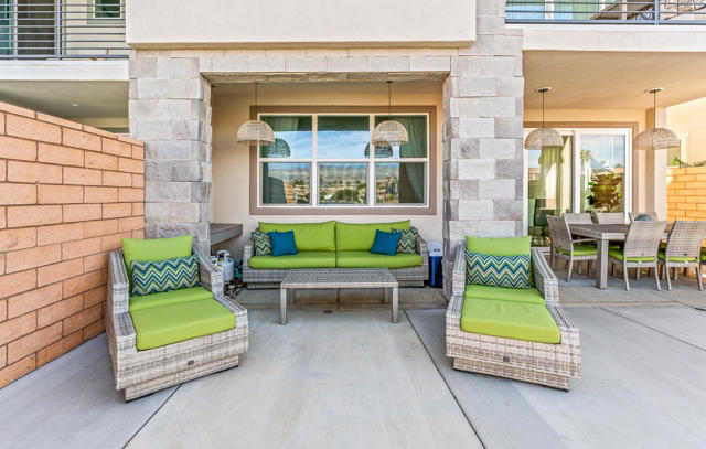 43240 Pietra Court, Indio CA: https://media.crmls.org/mediaz/a956edd1-e2e2-4d51-964e-0f329c043be1.jpg