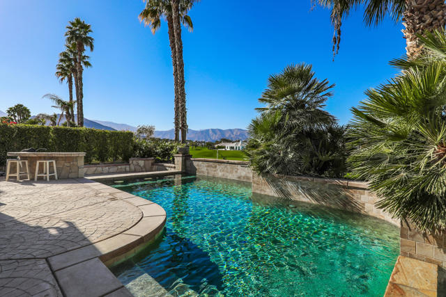50465 Verano Drive, La Quinta CA: https://media.crmls.org/mediaz/a957b20e-3496-439b-a266-5261a64cbed8.jpg