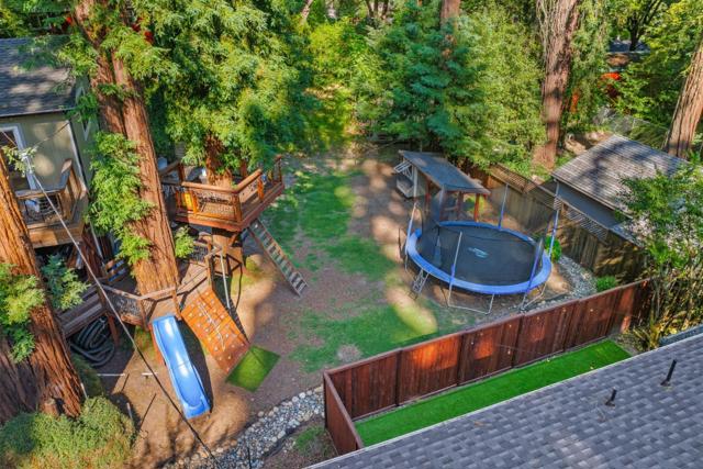 13896 Bear Creek Road, Boulder Creek CA: https://media.crmls.org/mediaz/a9583915-1070-496a-8de9-45fadd8550aa.jpg