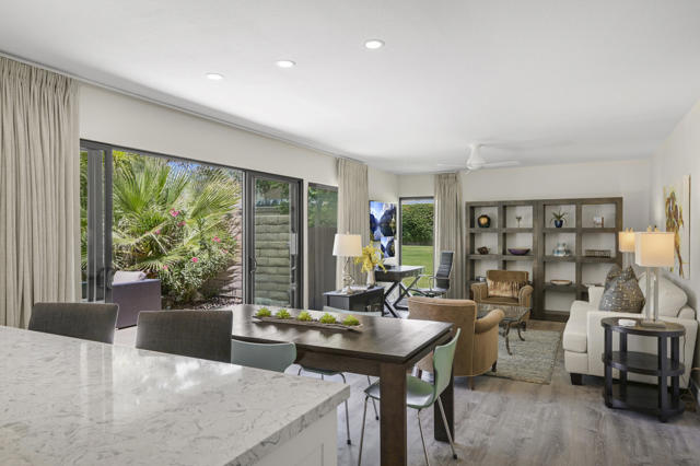 2006 E Sandalwood Drive, Palm Springs CA: https://media.crmls.org/mediaz/a9585ba8-f0f1-4a70-851f-08c3c2726f03.jpg