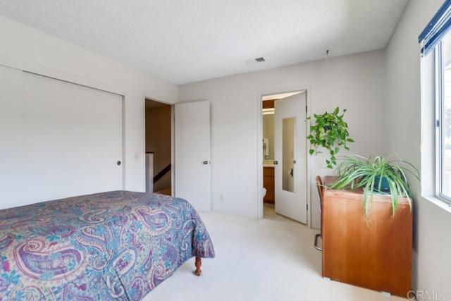 Detail Gallery Image 21 of 37 For 1762 Locust St #4,  San Diego,  CA 92106 - 2 Beds | 2/1 Baths