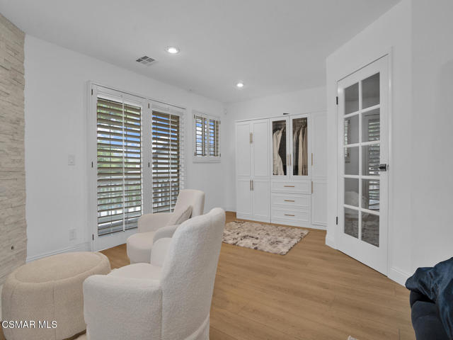 22828 Hartland Street, West Hills CA: https://media.crmls.org/mediaz/a9594d10-da2d-46e7-86cc-2fc3a7451fa2.jpg