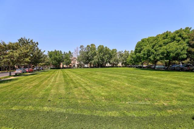 150 Holly Court, Mountain View CA: https://media.crmls.org/mediaz/a95952da-36fa-4471-8bd8-55a798fdf090.jpg