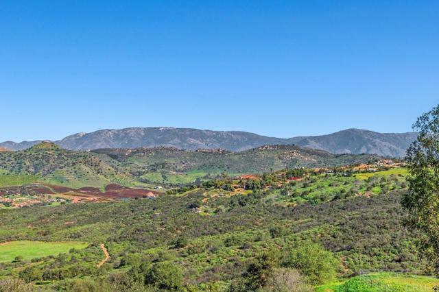 Detail Gallery Image 35 of 45 For 31424 Lilac Rd, Valley Center,  CA 92082 - 3 Beds | 3/1 Baths