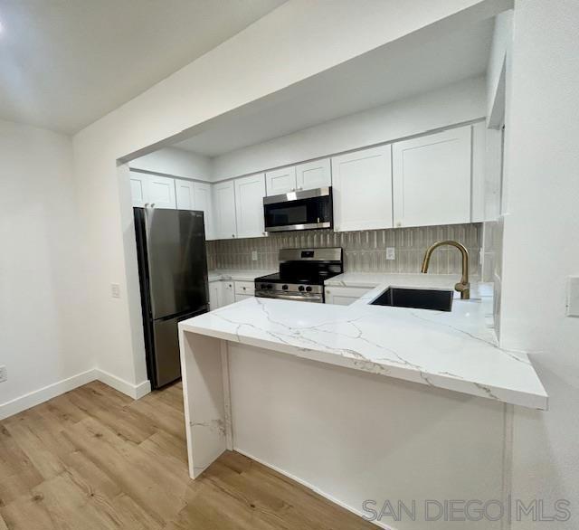 7946 Mission Center Ct, San Diego CA: https://media.crmls.org/mediaz/a959fb91-6ef9-4821-9dbf-ab6968c1fe36.jpg