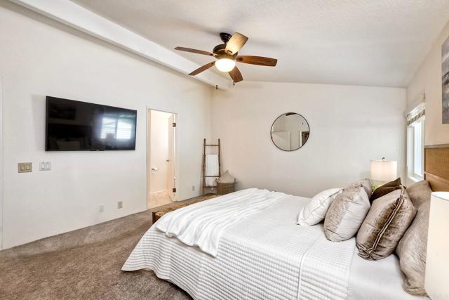 6496 Friendly Place, Carlsbad CA: https://media.crmls.org/mediaz/a95c0f8a-ec11-4100-bb0b-6012eaf150f9.jpg