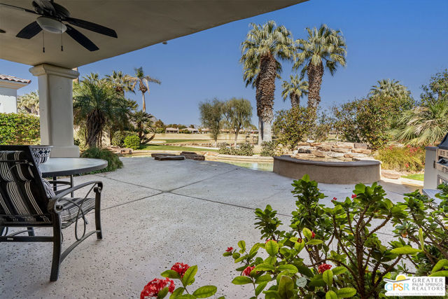 55586 Southern, La Quinta CA: https://media.crmls.org/mediaz/a95c50c7-c0fb-406a-80f9-604d5b672685.jpg