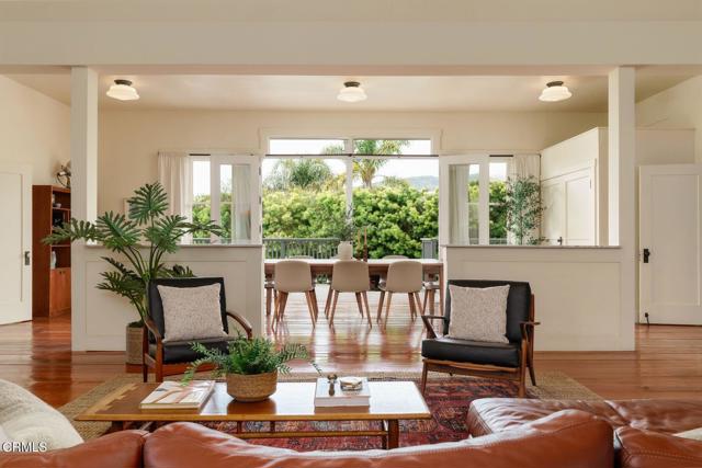 399 W Center Street, Ventura CA: https://media.crmls.org/mediaz/a95dfcf0-0c33-427c-bc2e-f856c8c5d08b.jpg