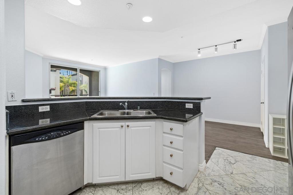 9263 Regents - photo 13
