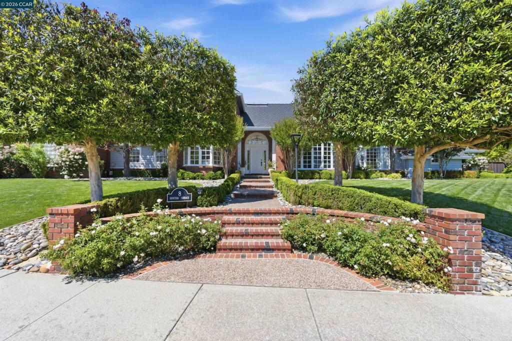 8 Hunters Terrace