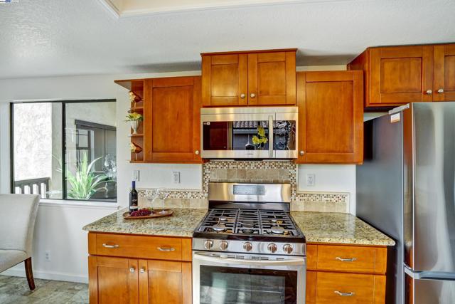 2513 Galleon Place, San Leandro CA: https://media.crmls.org/mediaz/a95ee763-1bcc-47fe-b450-d3b474b49fc4.jpg