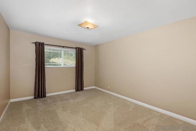 3049 Millar Ranch Rd, Spring Valley CA: https://media.crmls.org/mediaz/a95f7e11-44df-4e3f-81e4-596af10c3f6e.jpg
