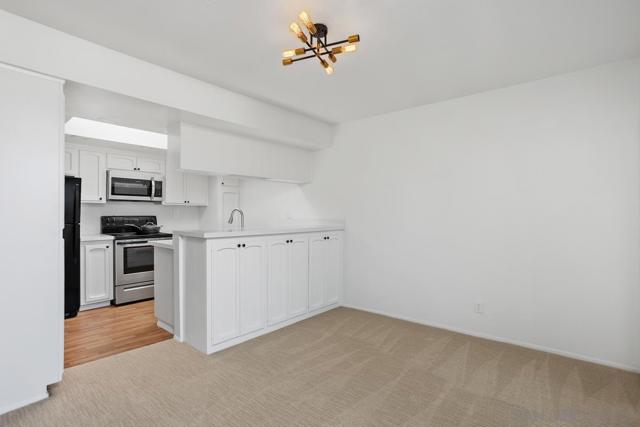 3606 Vista Rey, Oceanside CA: https://media.crmls.org/mediaz/a95fe447-44cd-4a75-b995-b4e95c5fcbf4.jpg