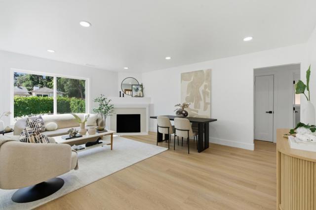 577 Green Manor Court, Palo Alto CA: https://media.crmls.org/mediaz/a95feffe-1a6c-4401-87fc-83699a1fe30e.jpg