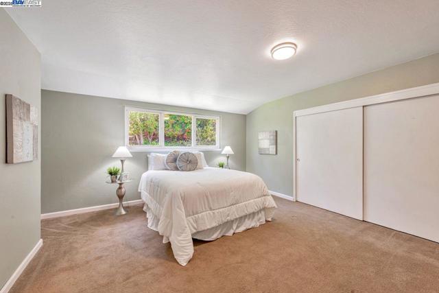 32072 Chicoine Ave, Hayward CA: https://media.crmls.org/mediaz/a9601085-4c23-42d1-b5e8-4d664649da18.jpg