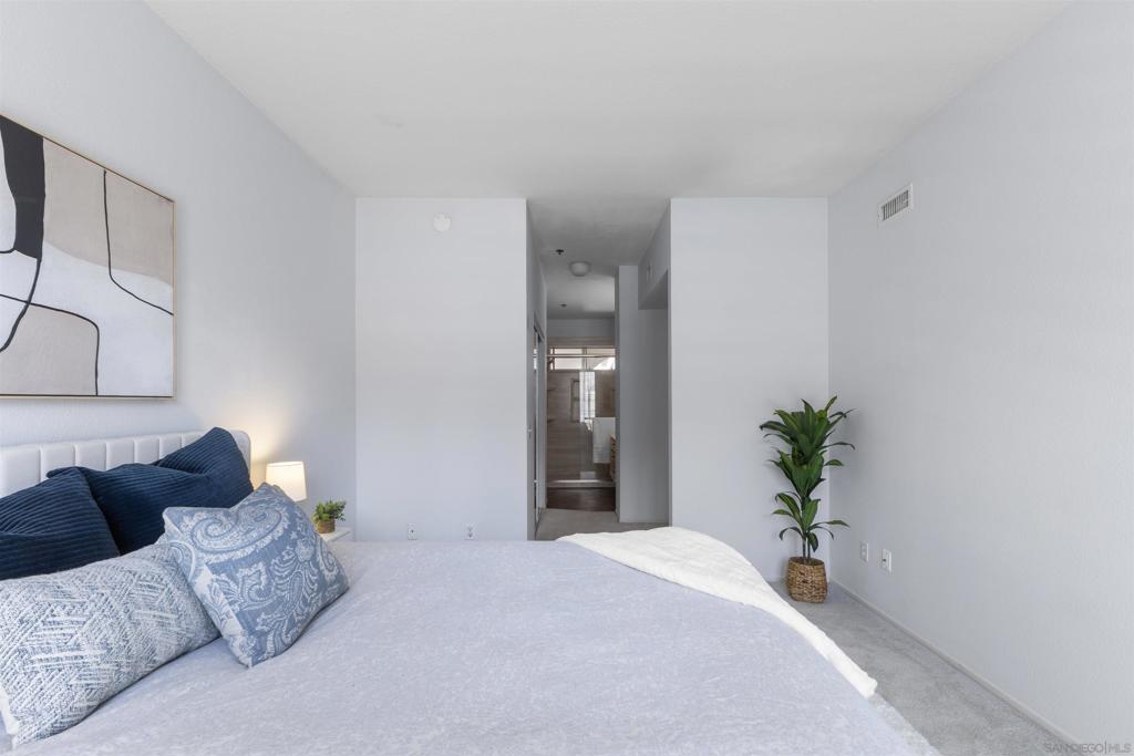 640 Camino De La Reina - photo 20