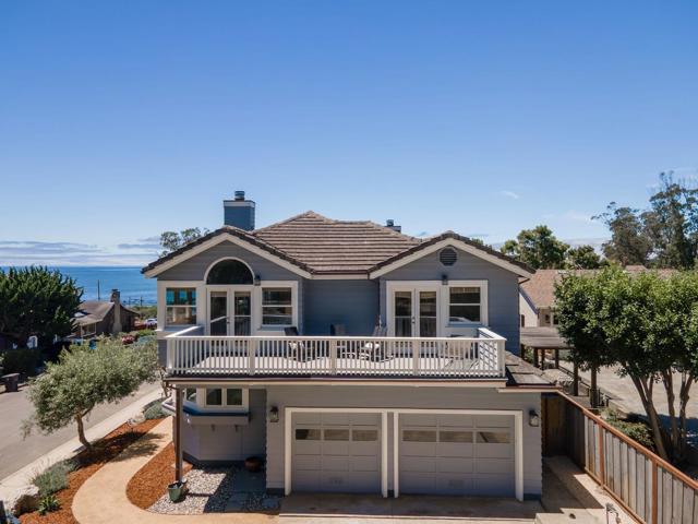 139 Santa Ana Street, El Granada CA: https://media.crmls.org/mediaz/a9610e3c-4f74-4922-aa6d-f639357fe553.jpg