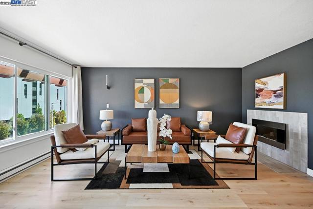456 Mariners Island Blvd, San Mateo CA: https://media.crmls.org/mediaz/a96198fc-16dd-4c4a-87d9-d168f5405967.jpg