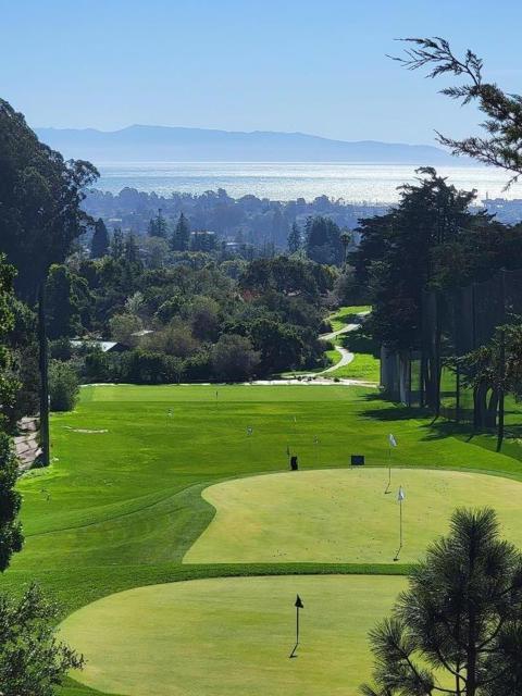 40 S Circle Drive, Santa Cruz CA: https://media.crmls.org/mediaz/a962ac8a-7c0b-4135-aabd-a1e43dbb5ab4.jpg