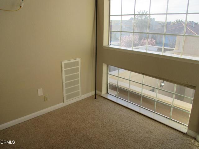 14473 Hurricane Lane, Helendale CA: https://media.crmls.org/mediaz/a963b9ac-2f57-44cc-b26e-15e3511f4f99.jpg