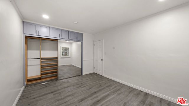 6311 La Tijera Boulevard, Los Angeles CA: https://media.crmls.org/mediaz/a9660216-343b-44fb-8640-18f529144388.jpg