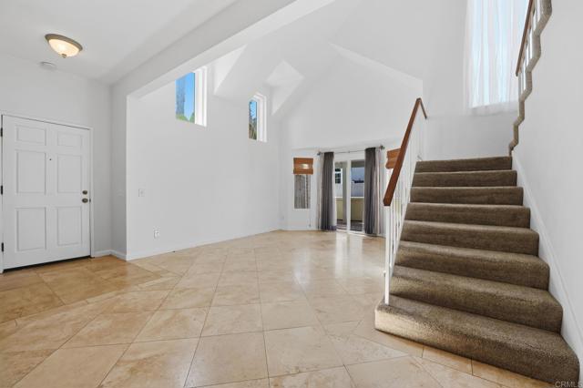 Image 4 of 26 For 2775 Southampton Road