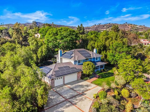 3188 Ora Avo Terrace, Vista CA: https://media.crmls.org/mediaz/a969d8e2-f9b3-4193-9837-a53d6159d24f.jpg